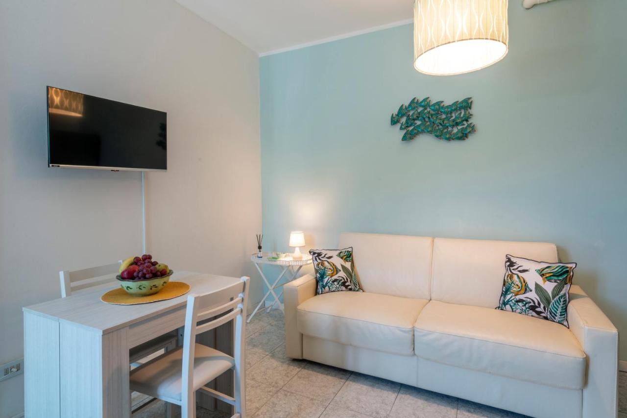 La Casa Del Pescatore تْشيرنوبيو المظهر الخارجي الصورة